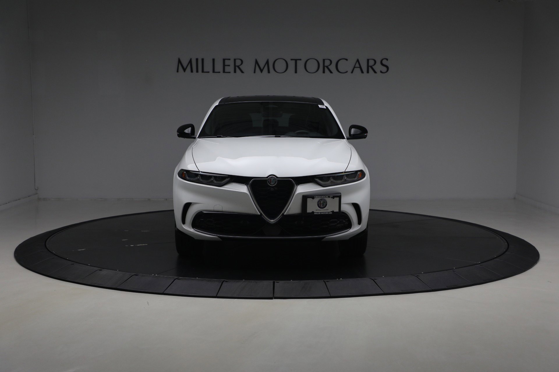 Used 2024 Alfa Romeo Tonale Ti AWD/4WD image 12