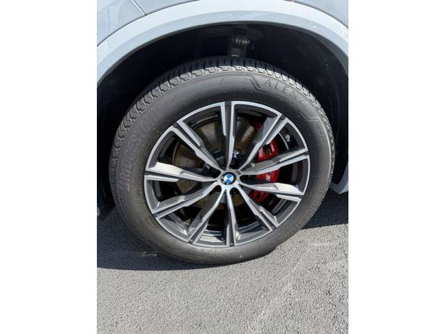Used 2026 BMW X5 xDrive40i w/ M Sport Package AWD/4WD image 5