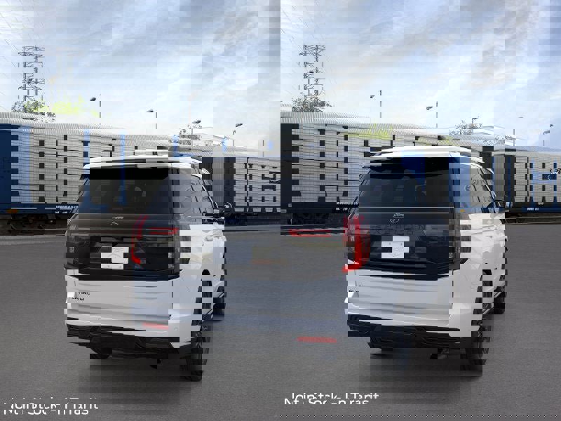 New 2026 Ford Expedition Platinum image 8