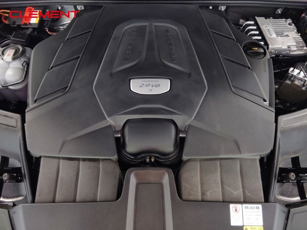 Used 2022 Porsche Cayenne S image 43