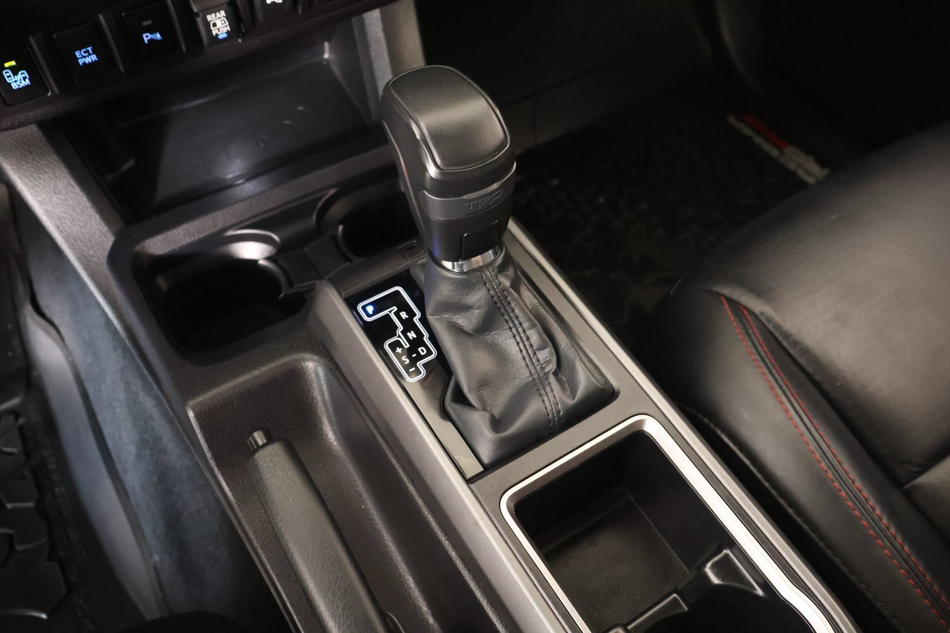 Used 2022 Toyota Tacoma TRD Pro AWD/4WD image 9