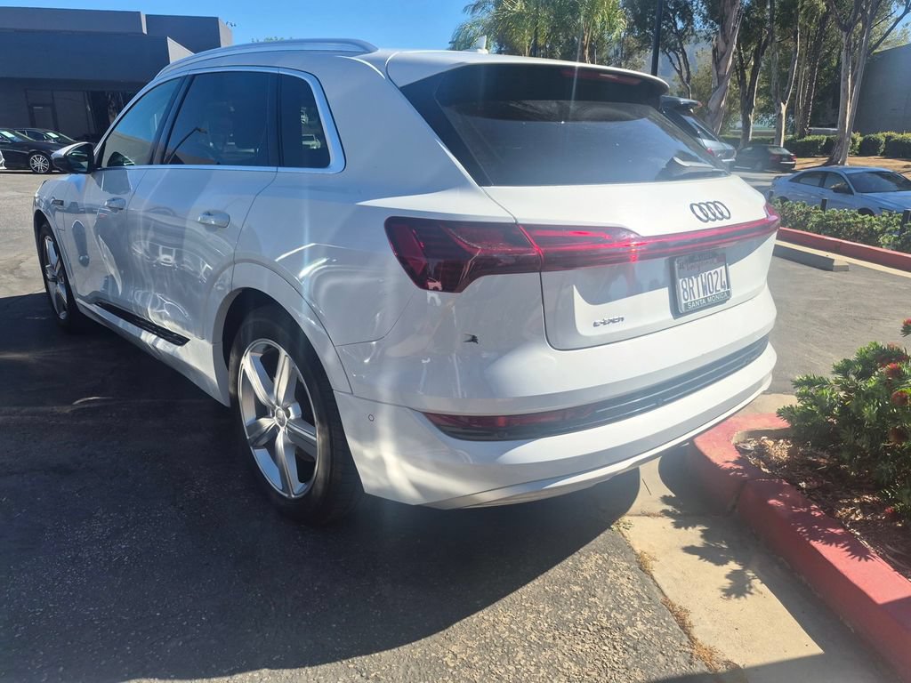 Used 2019 Audi e-tron Premium Plus AWD/4WD image 3