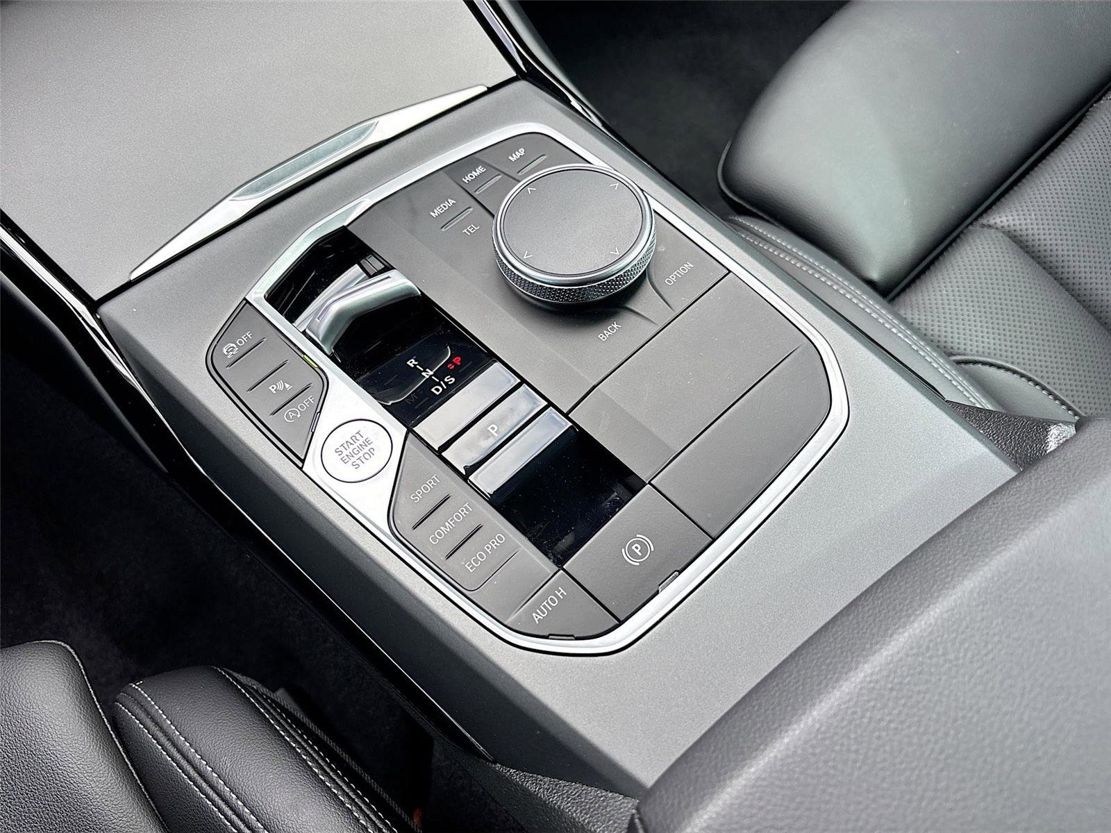 Used 2024 BMW 230i Coupe w/ Convenience Package image 20