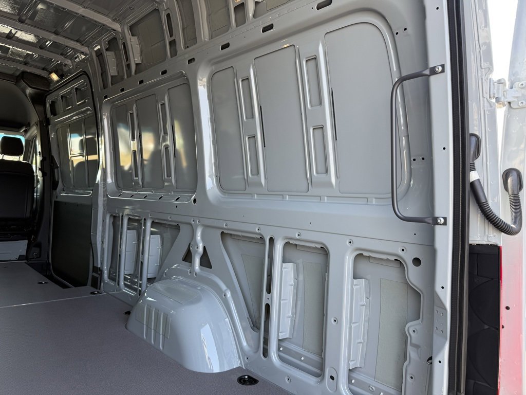 New 2025 Mercedes-Benz Sprinter 2500 image 12
