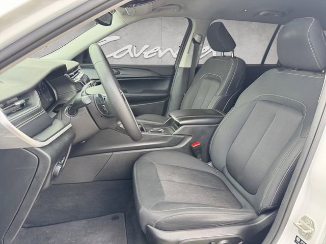 Used 2023 Jeep Grand Cherokee L Laredo image 19