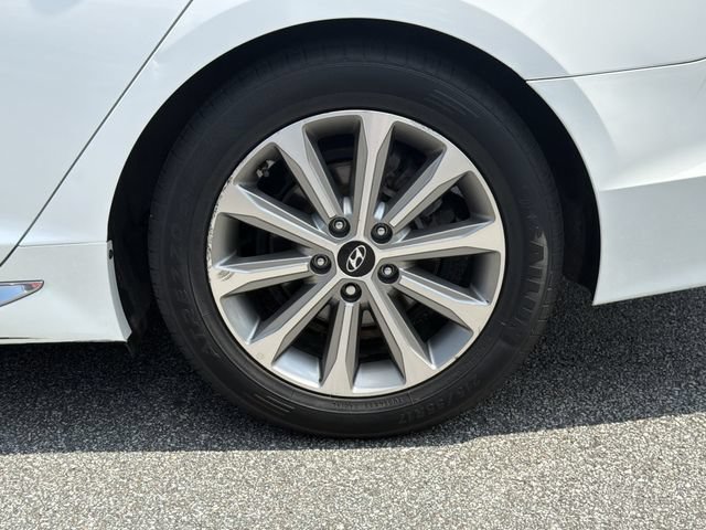 Used 2017 Hyundai Sonata Limited w/ Ultimate Package 04 FWD image 21