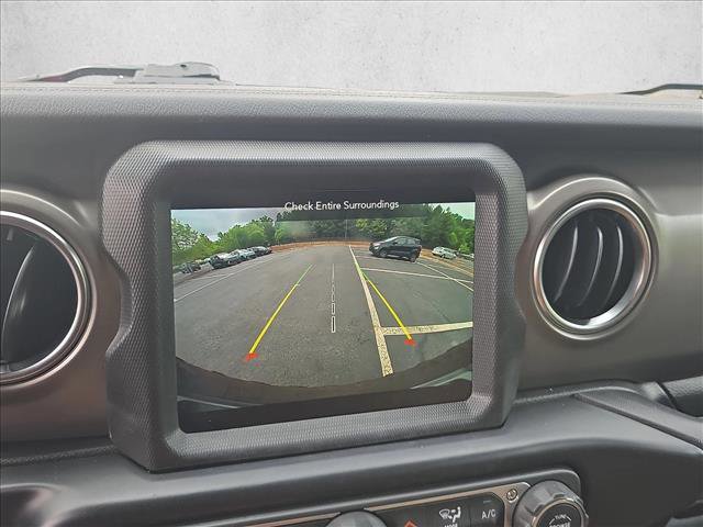 Used 2022 Jeep Wrangler Rubicon w/ LED Lighting Group AWD/4WD image 14