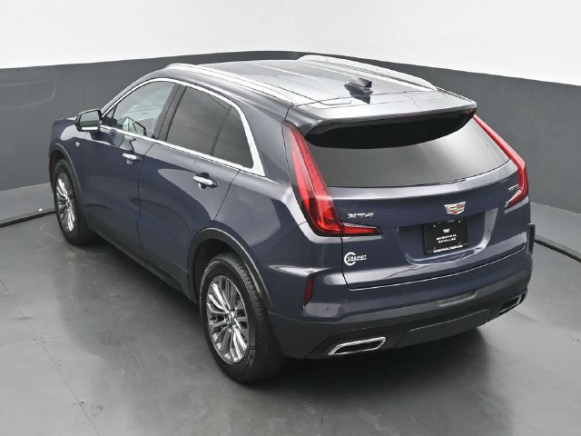 Certified 2025 Cadillac XT4 Premium Luxury FWD image 37