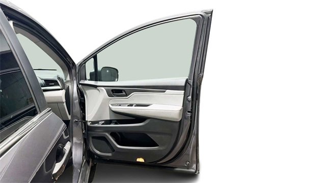 Used 2018 Honda Odyssey LX image 9