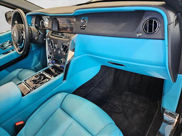 Used 2024 Rolls-Royce Cullinan image 20