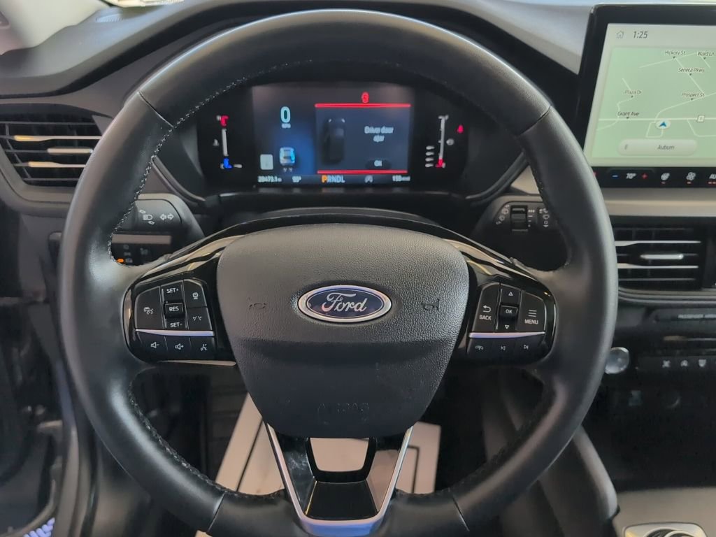 Used 2023 Ford Escape Active w/ Tech Pack #1 AWD/4WD image 17