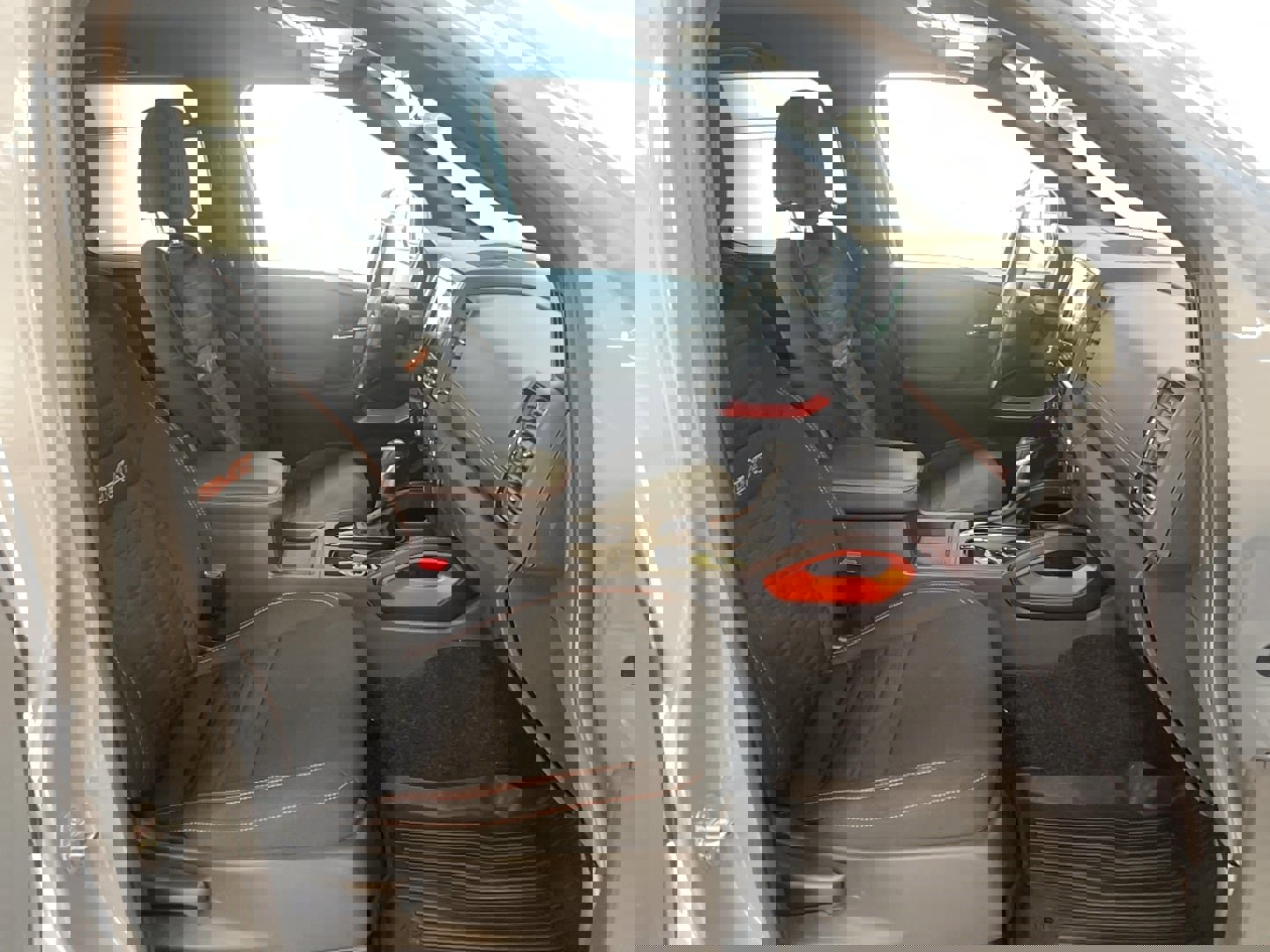 Used 2023 Nissan Frontier PRO-4X w/ Technology Package image 25