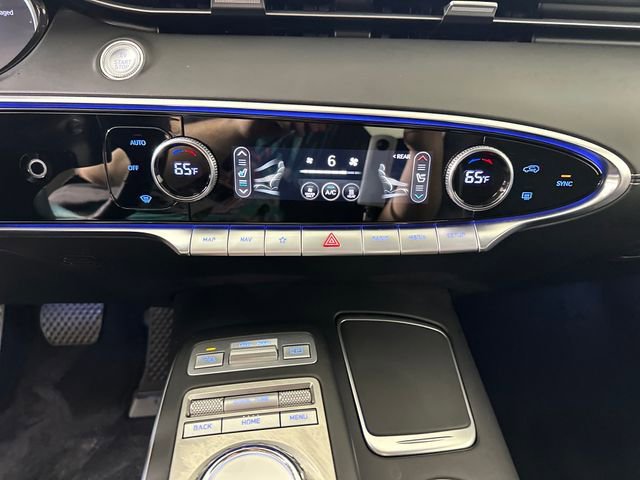 Used 2023 Genesis Electrified GV70 AWD/4WD image 23
