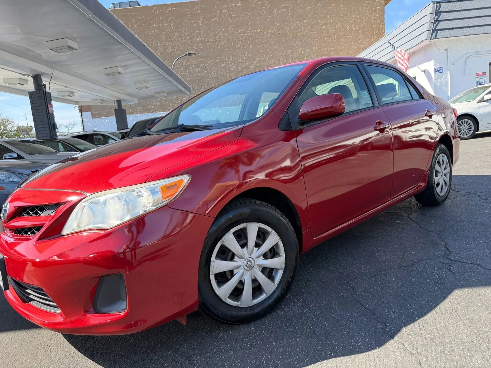 Used 2011 Toyota Corolla LE image 6