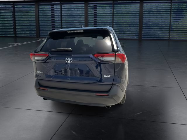 Used 2023 Toyota RAV4 XLE Premium FWD image 7