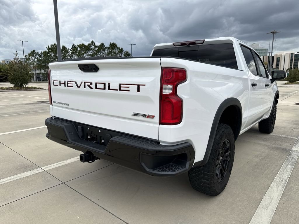Used 2022 Chevrolet Silverado 1500 ZR2 image 11