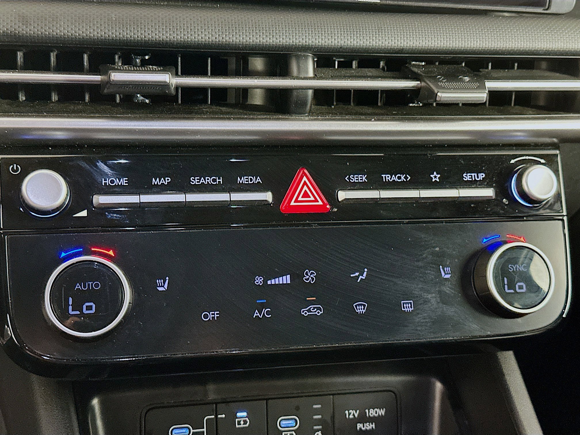 Used 2025 Hyundai Tucson SEL FWD image 24