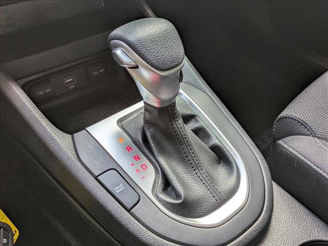 Used 2022 Kia Forte LXS w/ LXS Technology Package FWD image 9