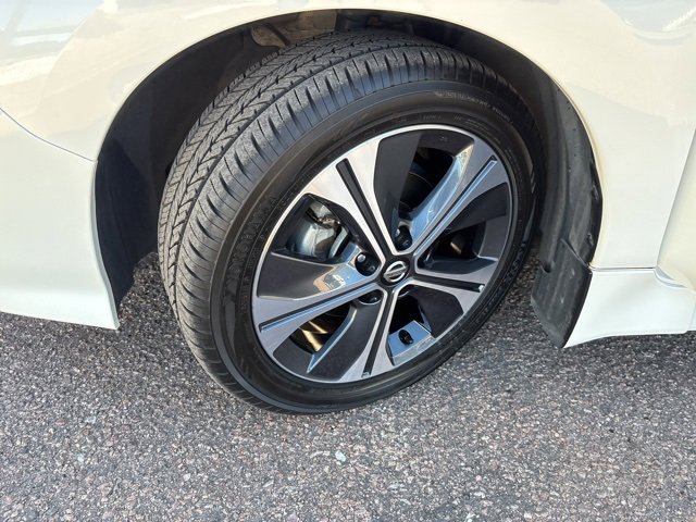 Used 2018 Nissan Leaf SL image 15