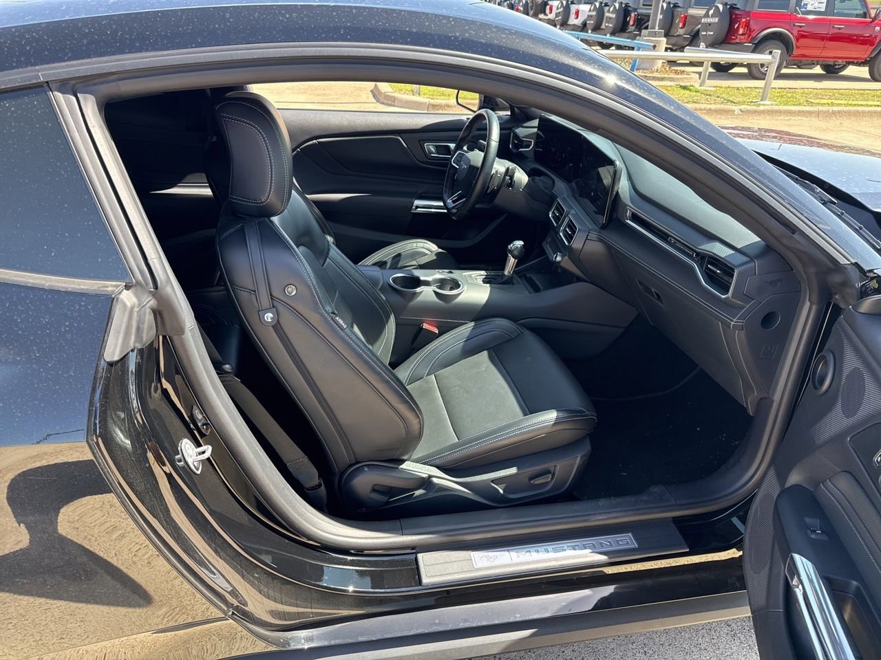 Used 2024 Ford Mustang GT Premium image 10