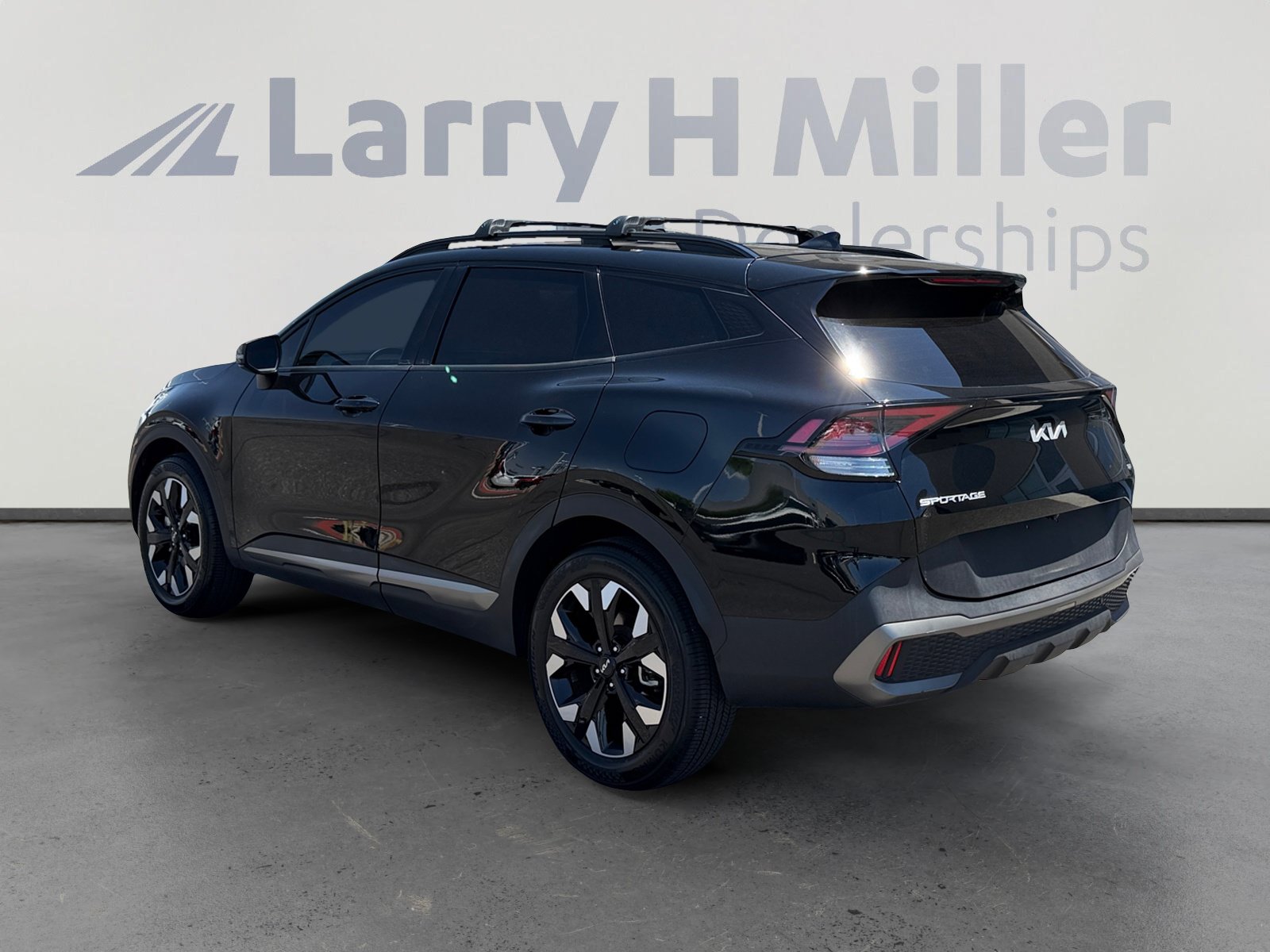 Used 2023 Kia Sportage X-Line AWD/4WD image 3