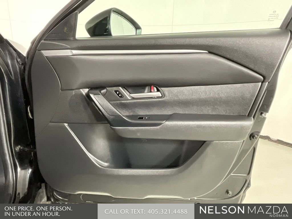 Certified 2025 MAZDA CX-50 AWD 2.5 S w/ Preferred Package image 16