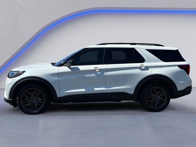 Certified 2025 Ford Explorer ST AWD/4WD image 7