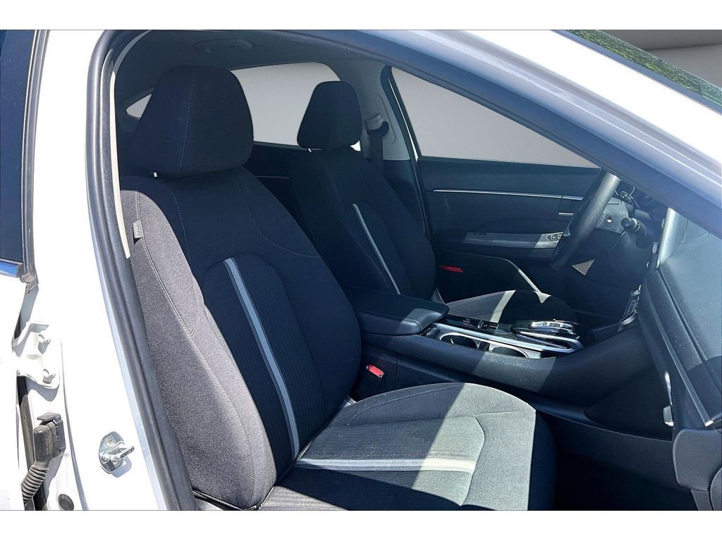 Used 2022 Hyundai Sonata SEL w/ Cargo Package image 8