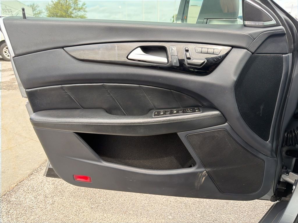 Used 2012 Mercedes-Benz CLS 63 AMG image 33