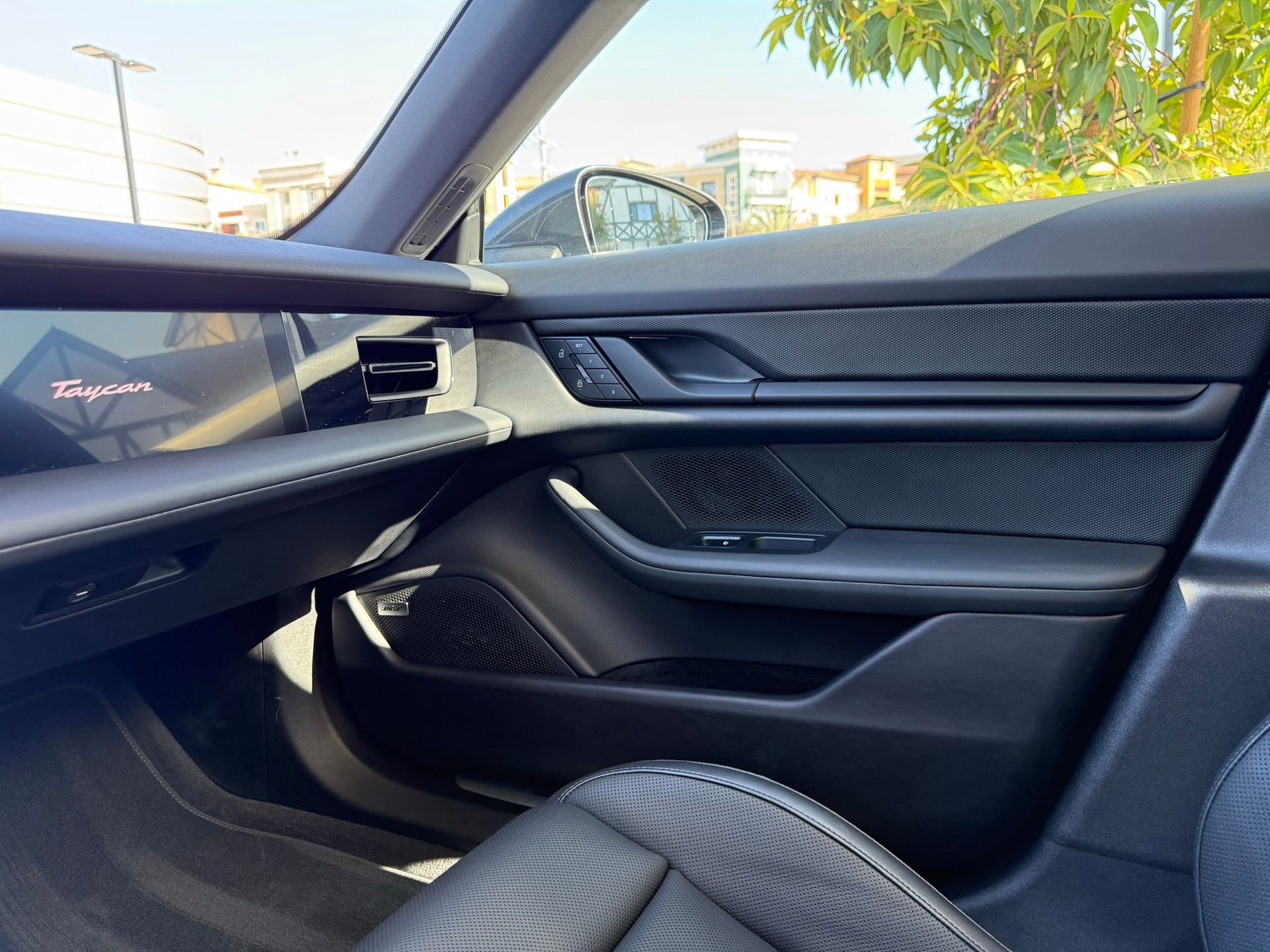 Certified 2024 Porsche Taycan 4S AWD/4WD image 23