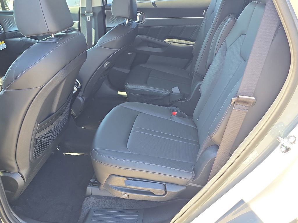 New 2026 Kia Sorento SX image 17