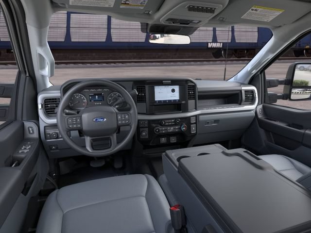 New 2026 Ford F250 XL w/ XL Chrome Package RWD image 9