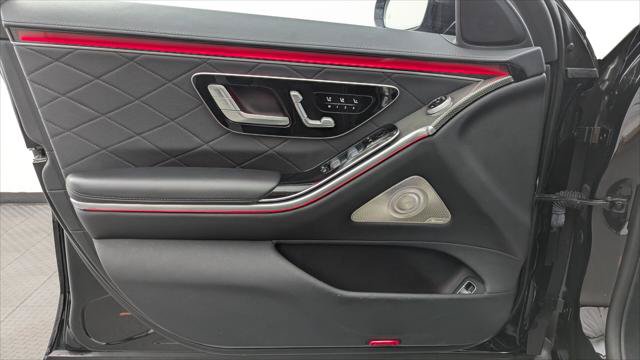 Used 2023 Mercedes-Benz S 500 4MATIC image 23