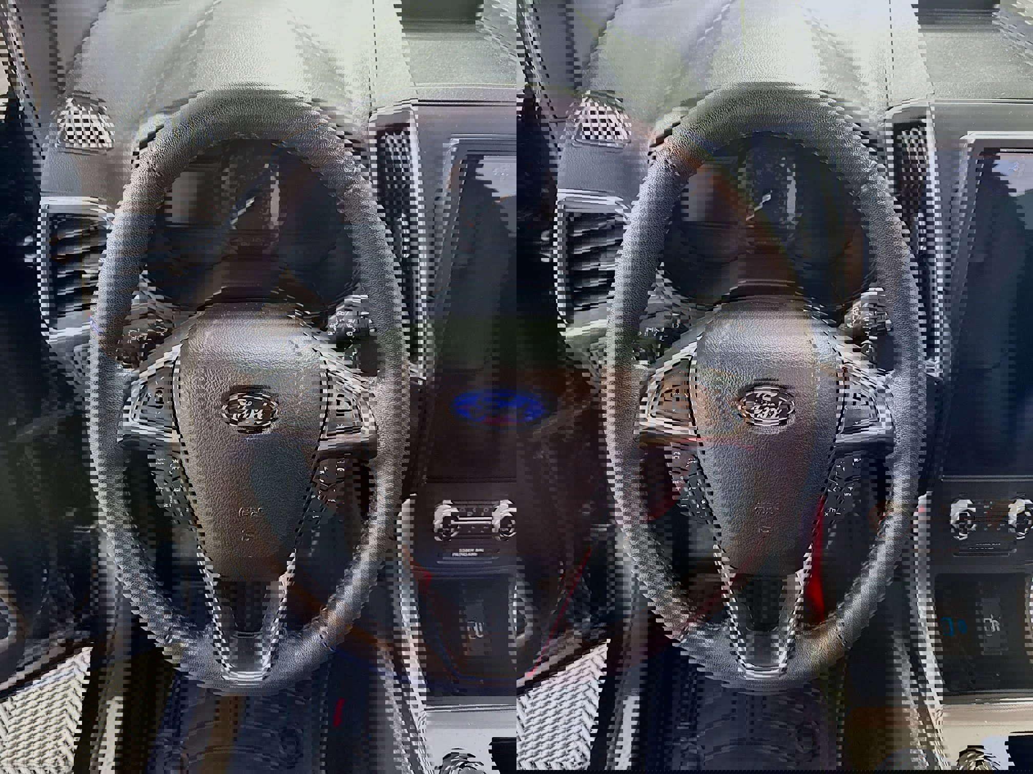 Used 2022 Ford Edge Titanium w/ Equipment Group 301A image 17