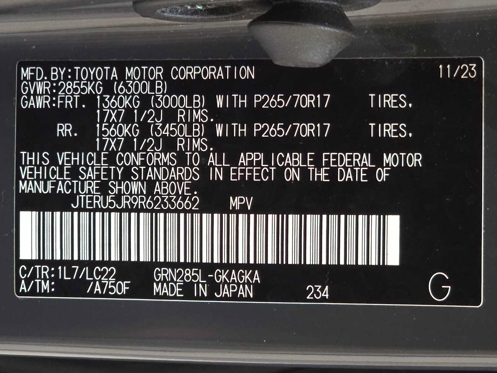 Certified 2024 Toyota 4Runner TRD Off-Road Premium w/ Moonroof Package AWD/4WD image 32