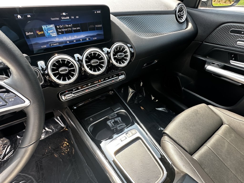 Certified 2026 Mercedes-Benz GLA 250 4MATIC w/ Exclusive Package image 31