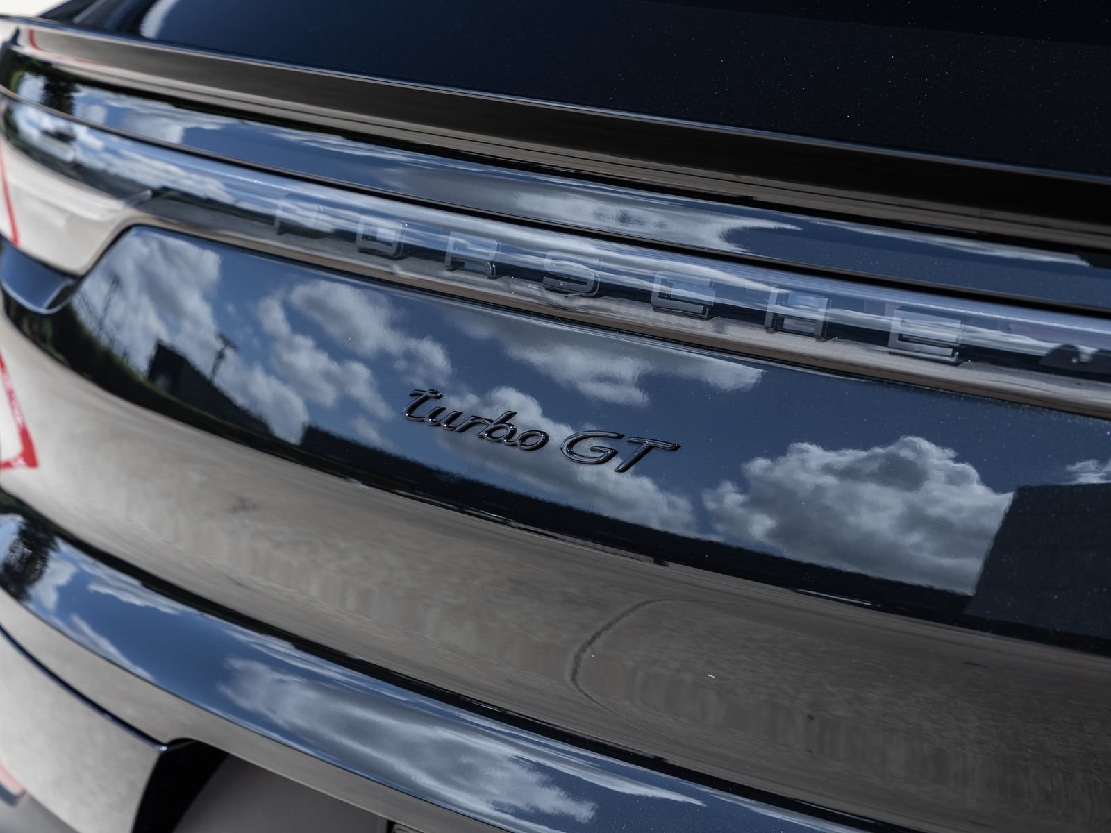 Certified 2023 Porsche Cayenne Turbo GT AWD/4WD image 17