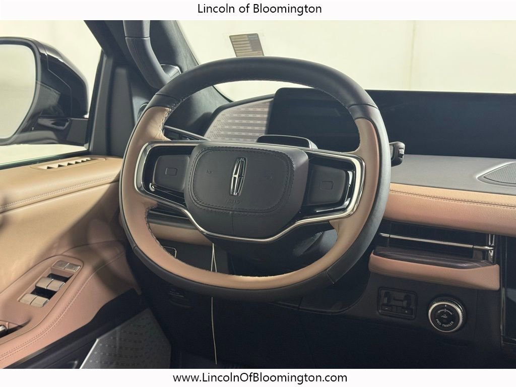New 2026 Lincoln Navigator L Black Label AWD/4WD image 29