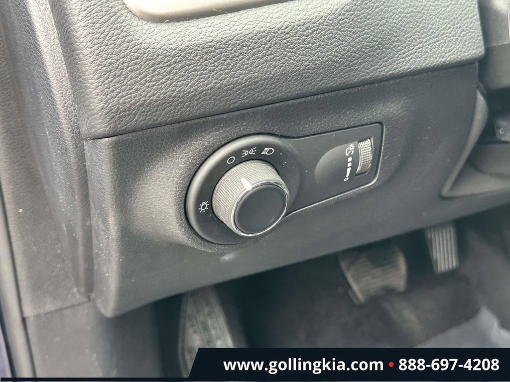 Used 2018 Jeep Compass Sport image 18