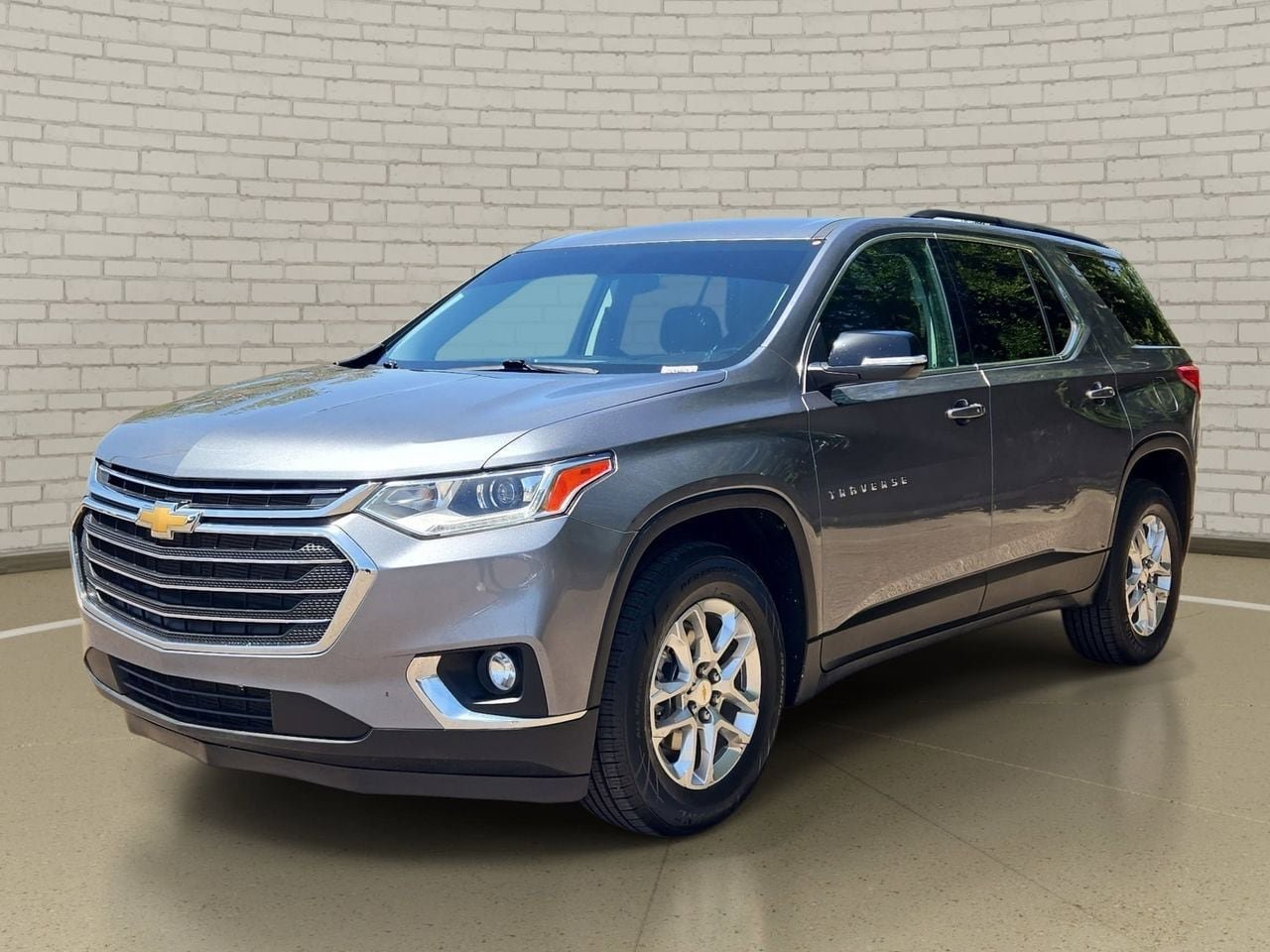 Used 2021 Chevrolet Traverse LT AWD/4WD image 1
