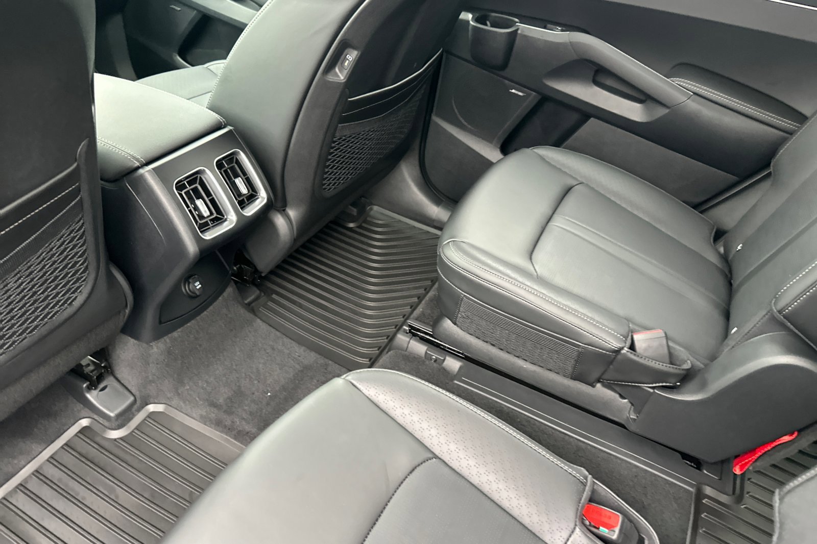 New 2026 Kia Sorento X-Line EX image 13