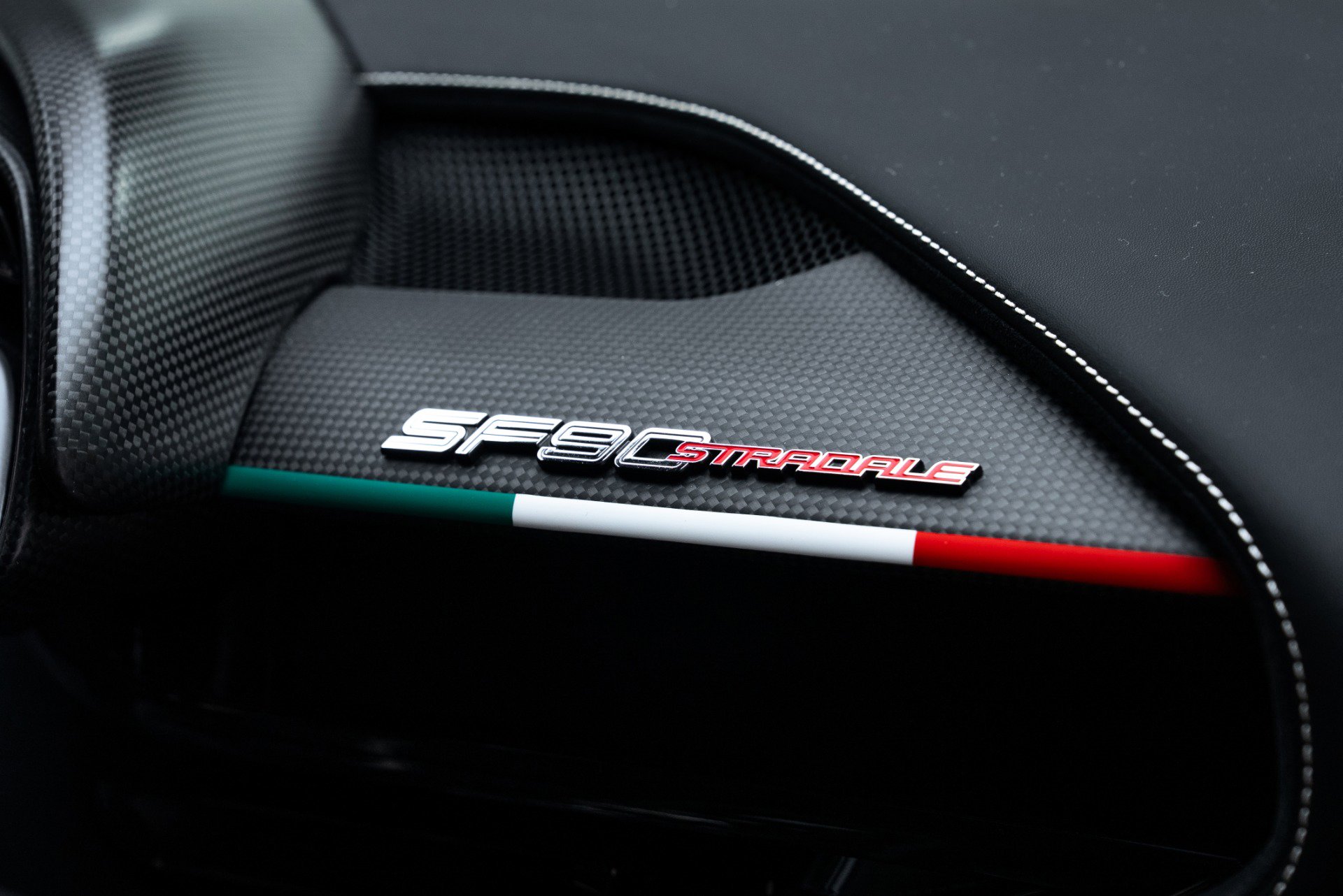 Used 2024 Ferrari SF90 Stradale AWD/4WD image 34