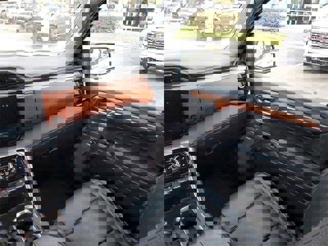 Used 2022 GMC Sierra 1500 Denali image 54