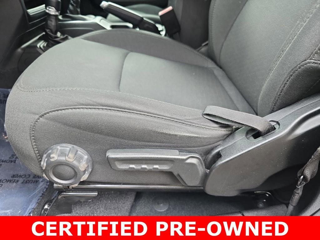Used 2023 Jeep Wrangler Sport image 27