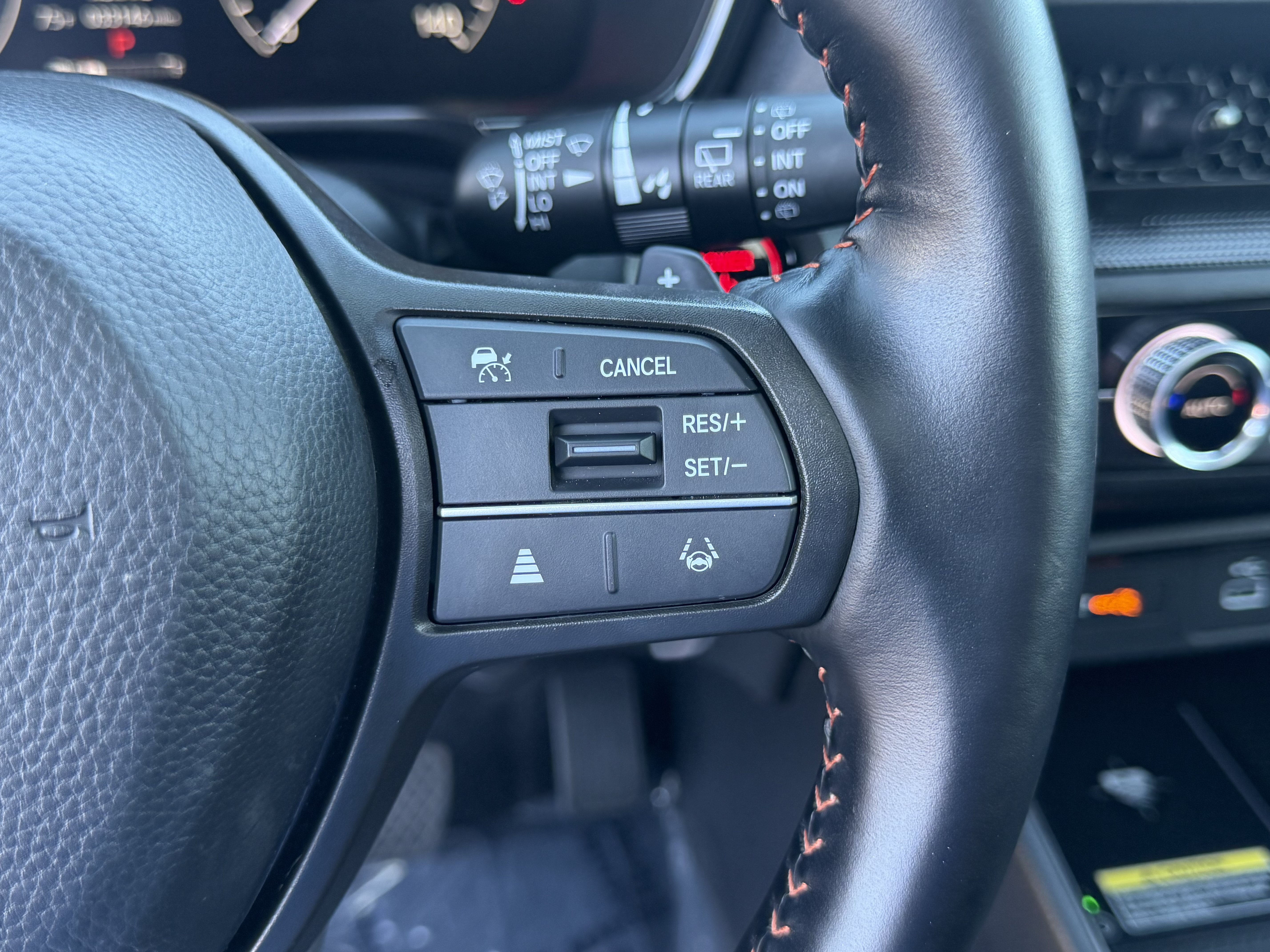 Used 2025 Honda CR-V Sport-L image 23