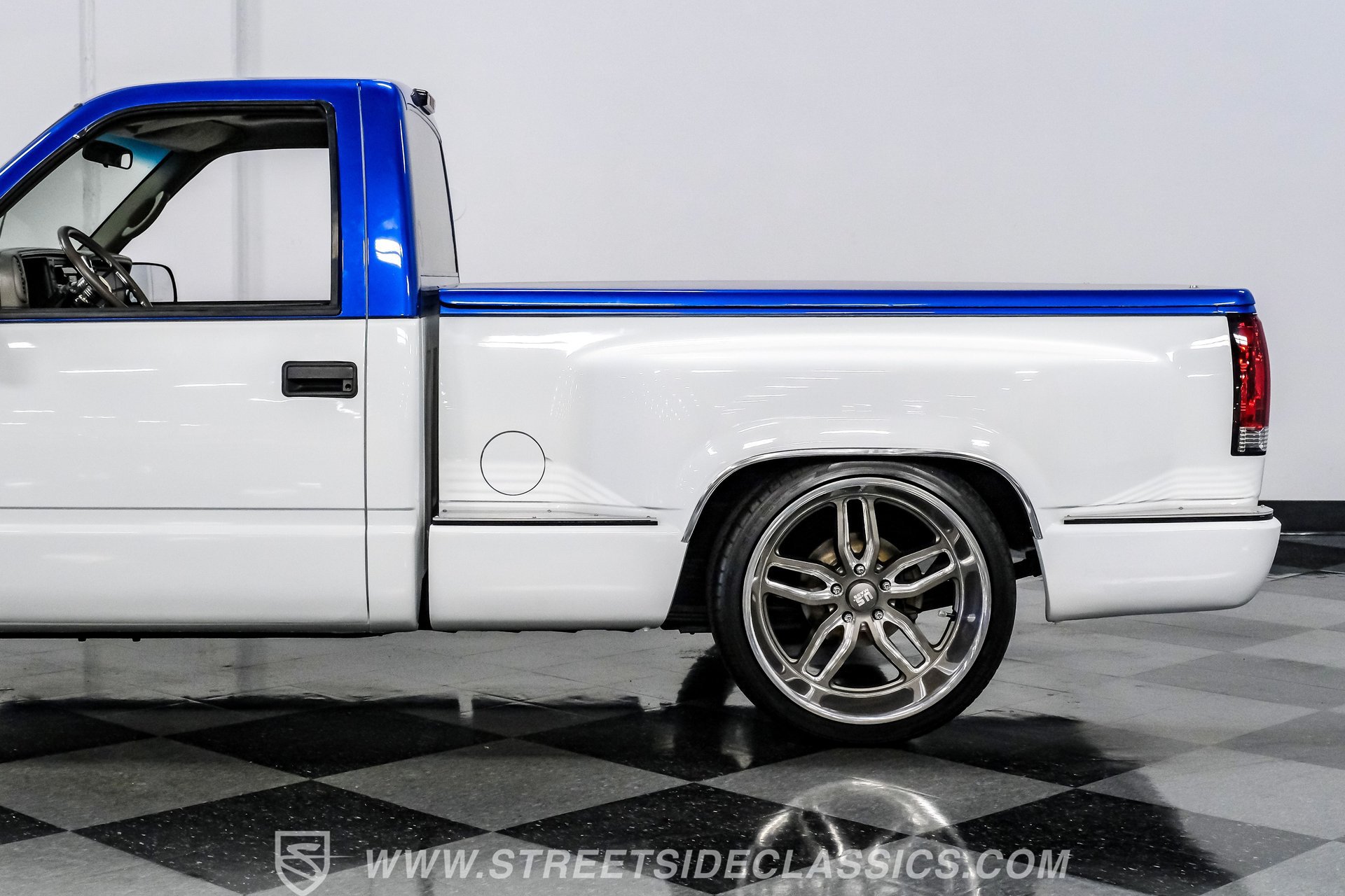 Used 1997 Chevrolet Silverado 1500 2WD Regular Cab image 24