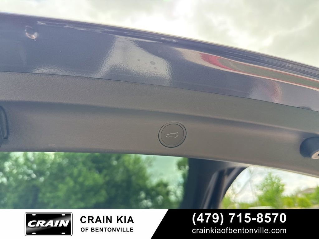 Used 2023 Tesla Model Y Long Range AWD/4WD image 14