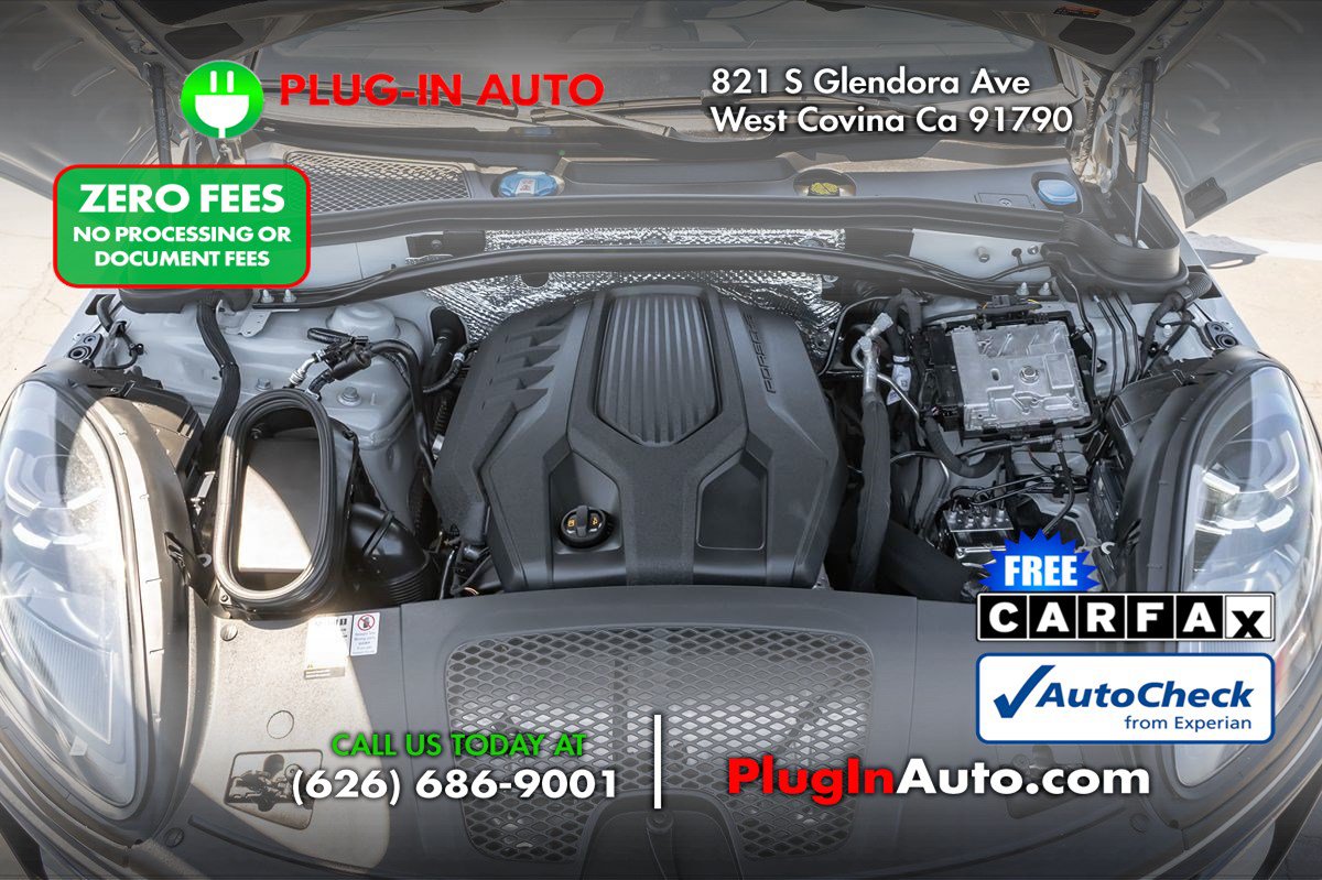 Used 2022 Porsche Macan AWD/4WD image 14