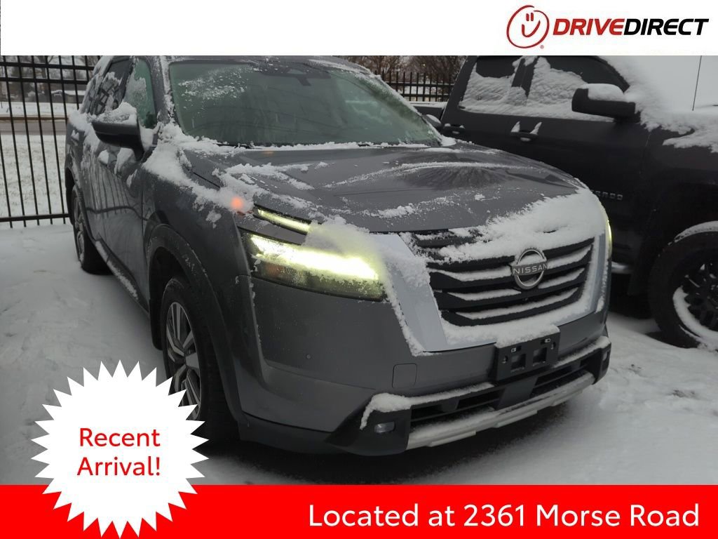 Used 2022 Nissan Pathfinder SL