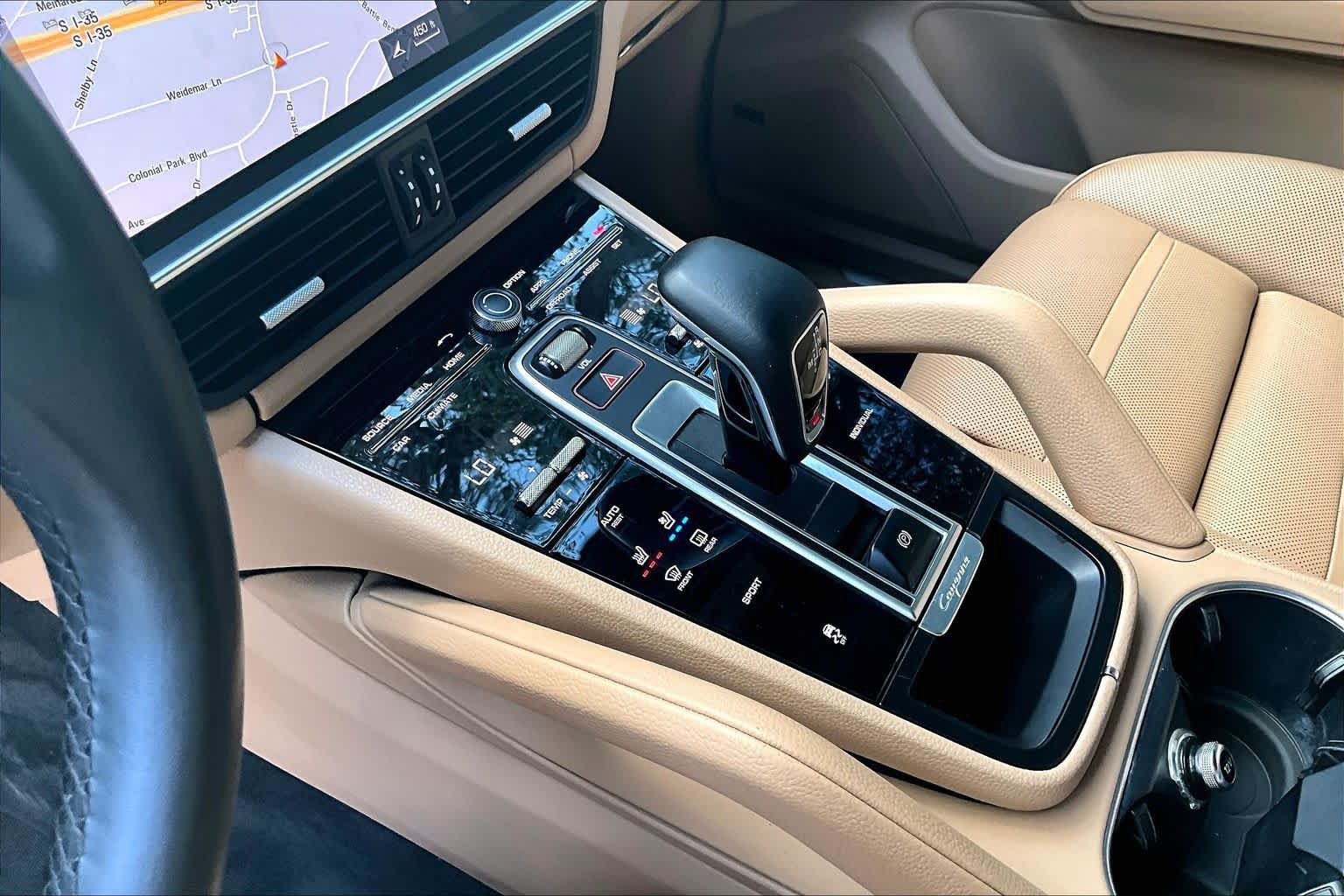 Used 2019 Porsche Cayenne AWD/4WD image 17